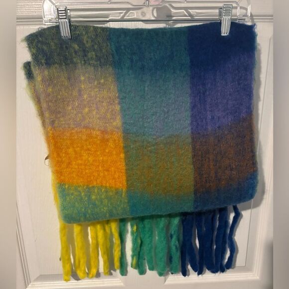 Acne studios scarf NWOT - Picture 4 of 4